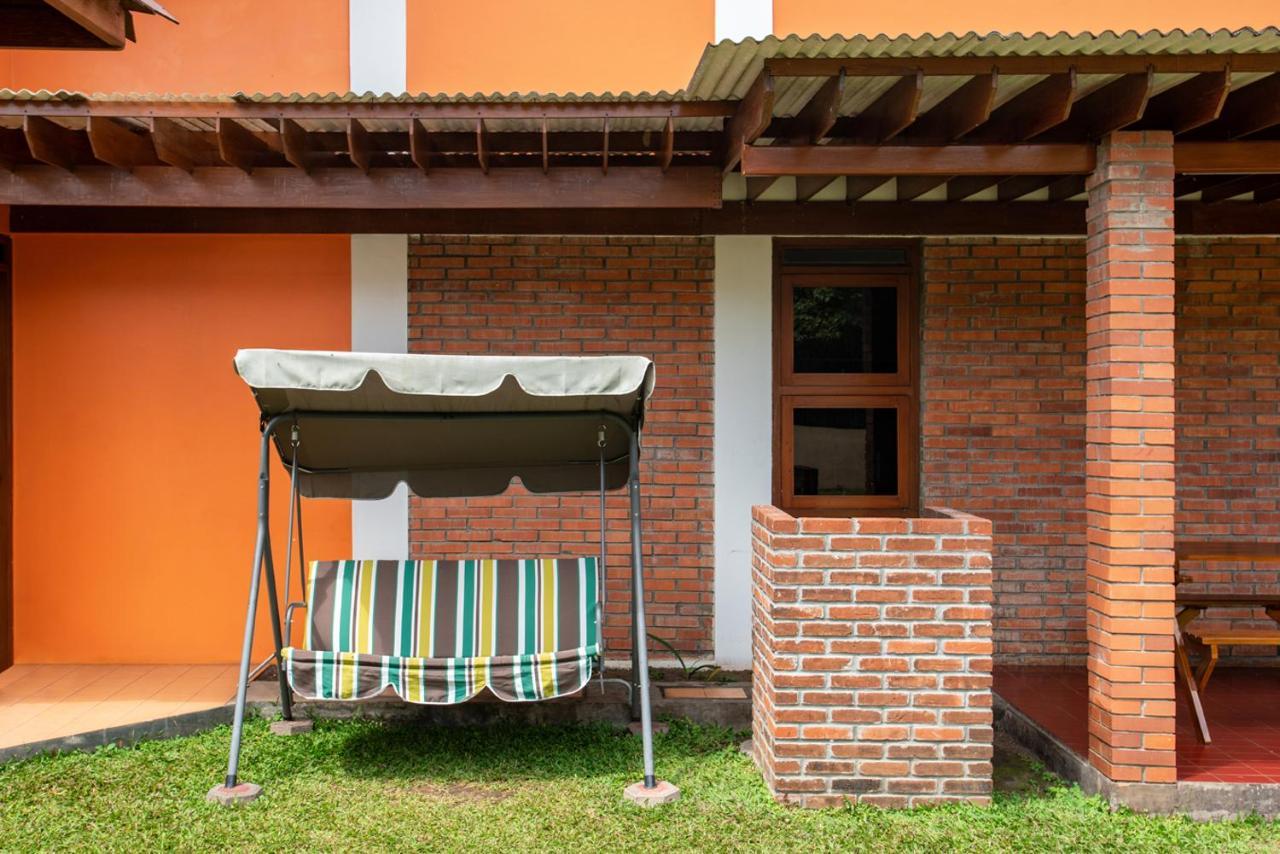 Prananto's Villa Lembang Esterno foto