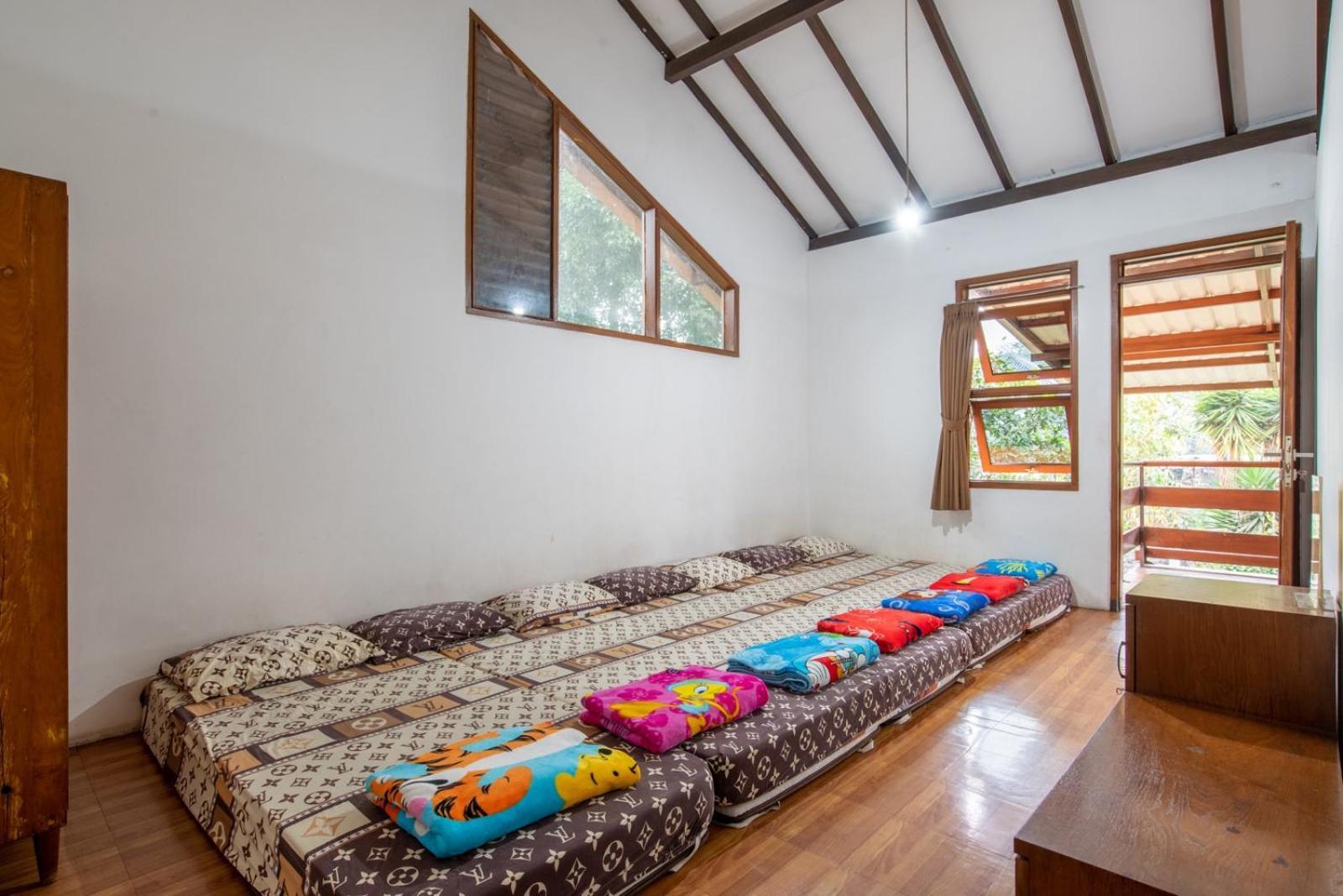 Prananto's Villa Lembang Esterno foto